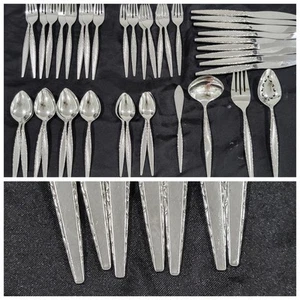 Oneida Community Venetia Flatware Set Of 40 Pieces - Picture 1 of 10