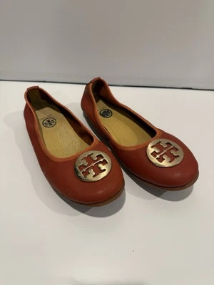 Tory Burch Cuero Naranja Logo Dorado Punta Redonda Ballet Suela de Goma Talla UK 40/US 9 Foto 1 de 4