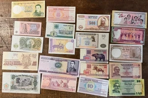 JOLI LOT DE 20 BILLETS ÉTRANGERS  (BILL  203) - Picture 1 of 6