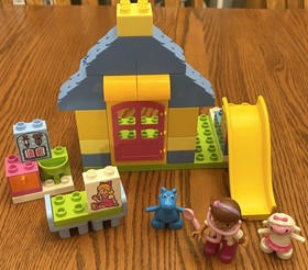 Lego Duplo Disney Doc McStuffins 10606 Backyard Clinic Missing Blanket & Bandage