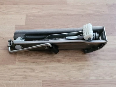 Wagenheber für Mercedes SLK R172 SLC auch C Klasse W204  W205 Neu - Bild 1 von 3