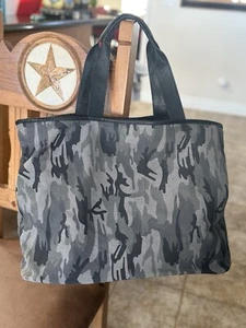 NWT Trendy Black Camo Ally Tote by Viv & Lou - Picture 1 of 5