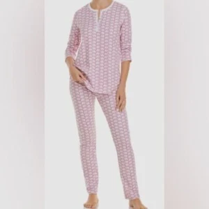 Roller Rabbit NWT Hathi Pink Elephants Long Sleeved Pajamas Size XL - Picture 1 of 3