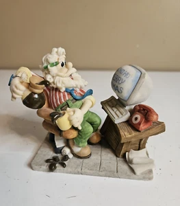 Keramik Weihnachtsmann Figur Kaffeepause Computer Telefon - Bild 1 von 10