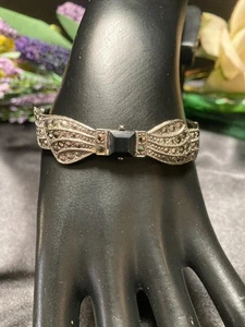 Vintage 1928 Art Deco Simulated Marcasite & Onyx Silver Tone Bowtie Bracelet - Picture 1 of 15