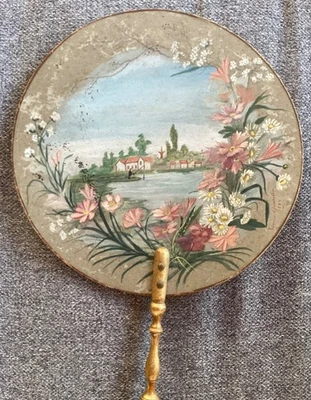 Ancien éventail écran Napoléon III, Motif peint signé Louise Quantin 1889 - Photo 1/4
