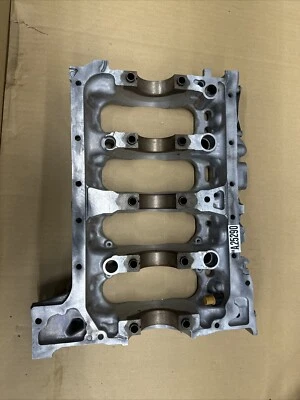 Honda Accord 2011-2012 2,4 L cárter de aceite superior del motor 11000-R40-811 OEM Foto 1 de 2