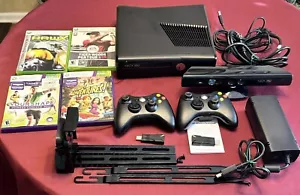 Microsoft Xbox 360 S Console Bundle TESTED - CABLES, KINECT BAR, 2 Controllers - Picture 1 of 4