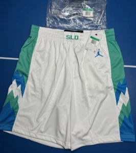 Dallas Mavericks Jordan Slovenia Swingman Shorts Mens Basketball Shorts Size XL - Picture 1 of 2