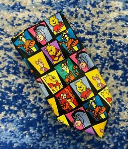 Corbata Disney Winnie the Pooh Tigger Piglet Eeyore Rosa Azul Rojo Amarillo Verde - Imagen 1 de 6
