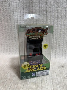 Tiny Arcade Galaga Miniatur Arcade Kabinett Spiel Neu Originalverpackt - Bild 1 von 6
