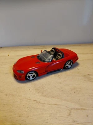 Coche diecast vintage 1992 Burago (Italia) "Dodge Viper" (1:18), sin caja Foto 1 de 4