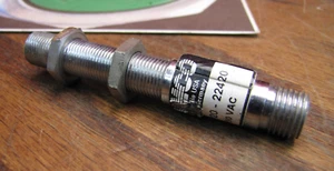 Namco Inductive Proximity Switch 80-250v Sensor ET120-22420 - Picture 1 of 3