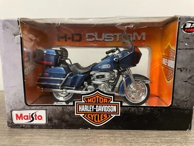 H.D Custom Harley 1980 FLT TOUR GLIDE Maisto 1/18 Diecast Moto S.31 Azul Foto 1 de 4