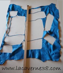 Chute de cuir bleu Agneau souple environ 65 x 10 cm couture tissus 