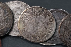 Münzknöpfe Silberknöpfe 22 Stk 30 Kreuzer Bayern Dachauer Tracht Silber - Bild 1 von 9