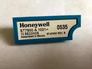 HONEYWELL ST7800 A 1021 ,10 SECONDS Purge Timer BURNER,EU - Picture 1 of 5