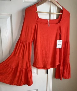 $68 NEW Free People Babetown Bell-Sleeve Top Large - Picture 1 of 7