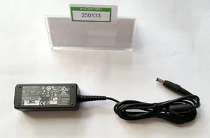 Netzteil / Ladegerät / Delta Electronics / ADP-36EH/ 36W/ 12V-3A/ohne Stromkabel - Bild 1 von 3