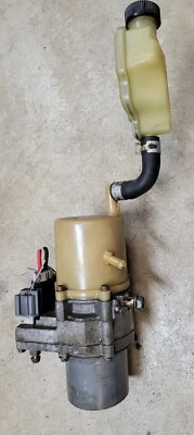 2006 2009 Mazda 3 2006 2010 Mazda 5 Electric Power Steering Pump Assembly Oem - Image 1 of 4