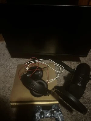 Oro PlayStation 4/Paquete Foto 1 de 2