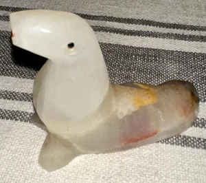 Vintage Seal Hand Carved Alabaster Seal Onyx Marble Stone Quartz Sea Lion Cream - Picture 1 of 6