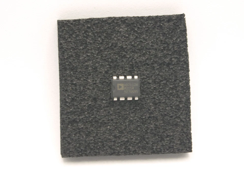 AD711JN Analog Devices | Operationsverstärker - Bild 1 von 1
