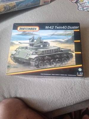 Caixa de fósforos, M-43 Twin 40 Duster,, tanque, modelo. Escala 1/32 *caixa aberta* - Imagem 1 de 4
