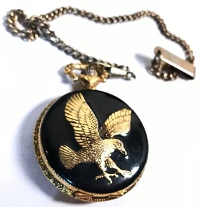 Vintage Waltham Taschenuhr goldfarben Eagle Insignia Quartz braucht Batterie - Bild 1 von 5
