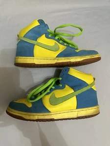 Nike SB Dunk High Marge Simpson - Picture 1 of 6