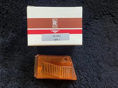 Rolls-Royce Camargue 1976-86 Right Side Marker Amber Lens CD5821 NOS OEM NLA - Image 1 of 4