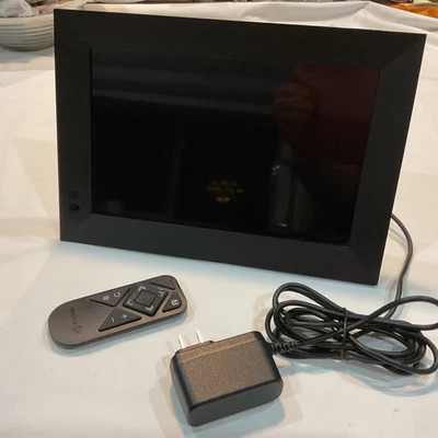 Nixplay W10F-06 Smart Digital Photo Frame w Remote Black - Image 1 of 4