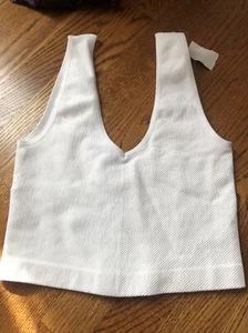By. Together Crop Top White Sleeveless Size Small/ Med/Fitted Stretch NWT - Picture 1 of 4