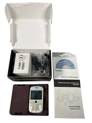 Blackberry Curve 8520 Black (Spanish) Retro Smartphone NO BATTERY, SEALED. - Image 1 of 4