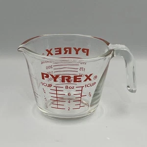 Vintage PYREX 1 Cup 8 Oz Glass Measuring Cup #508 Red Lettering J Handle USA - Picture 1 of 6