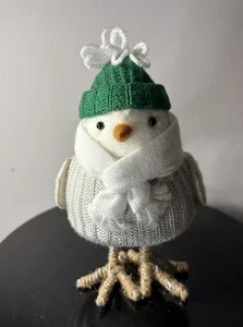 2018 Target Wonder Shop Featherly Friends Winter Bird Juniper Green Knit Hat - Picture 1 of 6