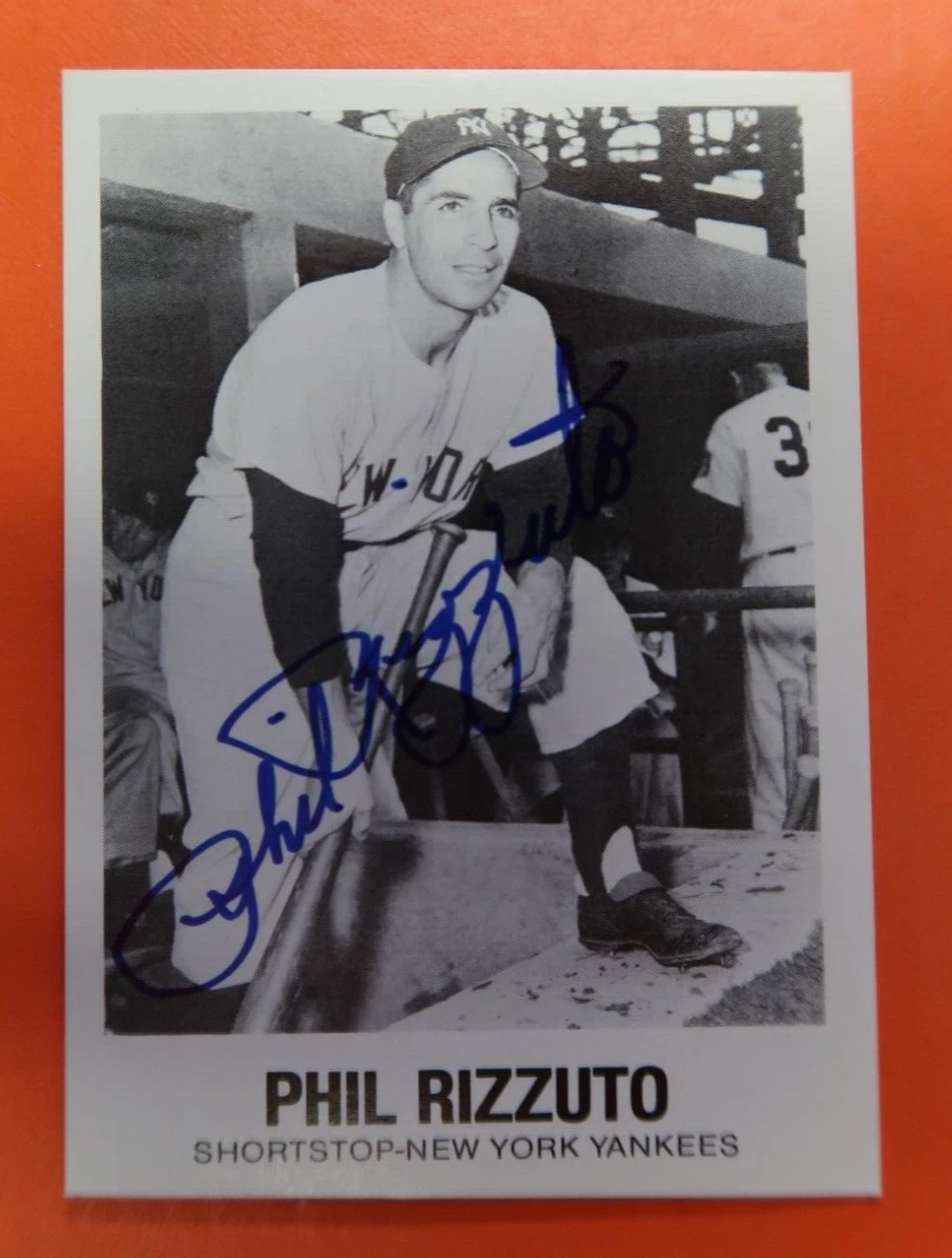 Phil Rizzuto Hand Signed 1977 TCMA Renata Galasso Autograph card NM