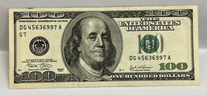 Series 2003 ~ US One Hundred Dollar Bill $100 ~ Chicago ~ DG 45636997 A - Picture 1 of 4