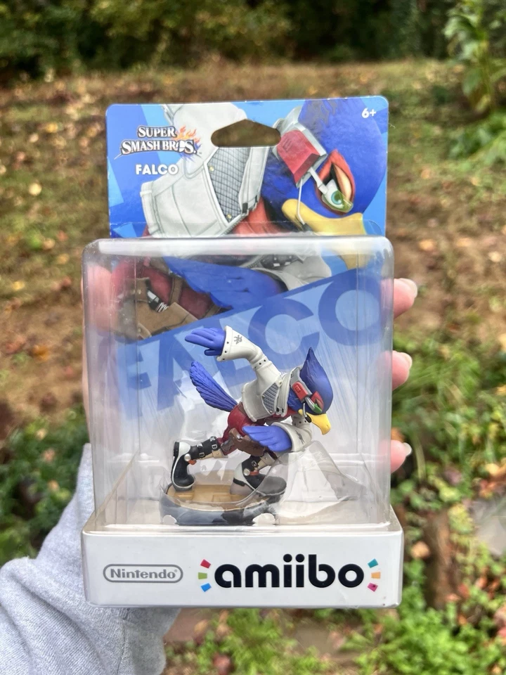 Star Fox Series Amiibo Bundle: Fox and Falco Super Smash Bros Nintendo - Image 1 of 2