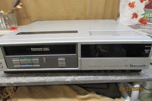 Vintage Panasonic vcr vhs recorder - Picture 1 of 13