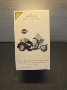 HALLMARK 2010 HARLEY DAVIDSON 2009 TRI GLIDE INAUGURAL TRIKE ORNAMENT - Picture 1 of 2