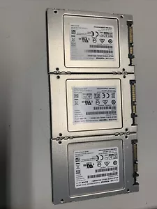 Fast Toshiba THNSNK256GCS8 2.5" 256GB 256 gb Solid State Drive SSD for laptop - Picture 1 of 3