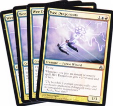 4 x Wee Dragonauts common creature from Guildpact (MTG)