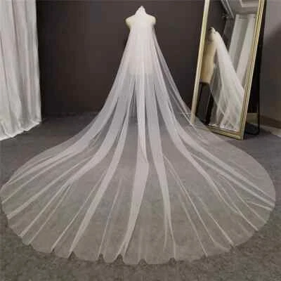 Velos de boda simples longitud catedral con peine 1 nivel velos de novia malla de tul Foto 1 de 4