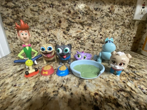Lot 10 Figures/Pieces Disney Junior Puppy Dog Pals Deluxe Friends ORIGINAL Set Cover