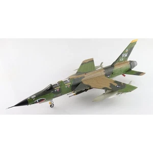 Hobby Master 1:72 F-105F Red River Showboat 63-8331 354 TFS/355 TFW Takhki RTAFB - Foto 1 di 4
