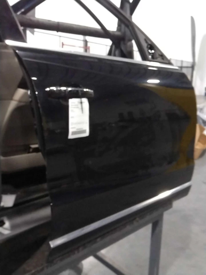 Audi Q5 2016 puerta derecha negro usado OEM SUV de 4 puertas 320987 90000 millas Foto 1 de 4