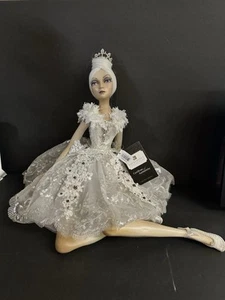 Katherines Collezione Natale Inverno Paese delle Meraviglie Fata Ballerina Bambola Seduta - Foto 1 di 18