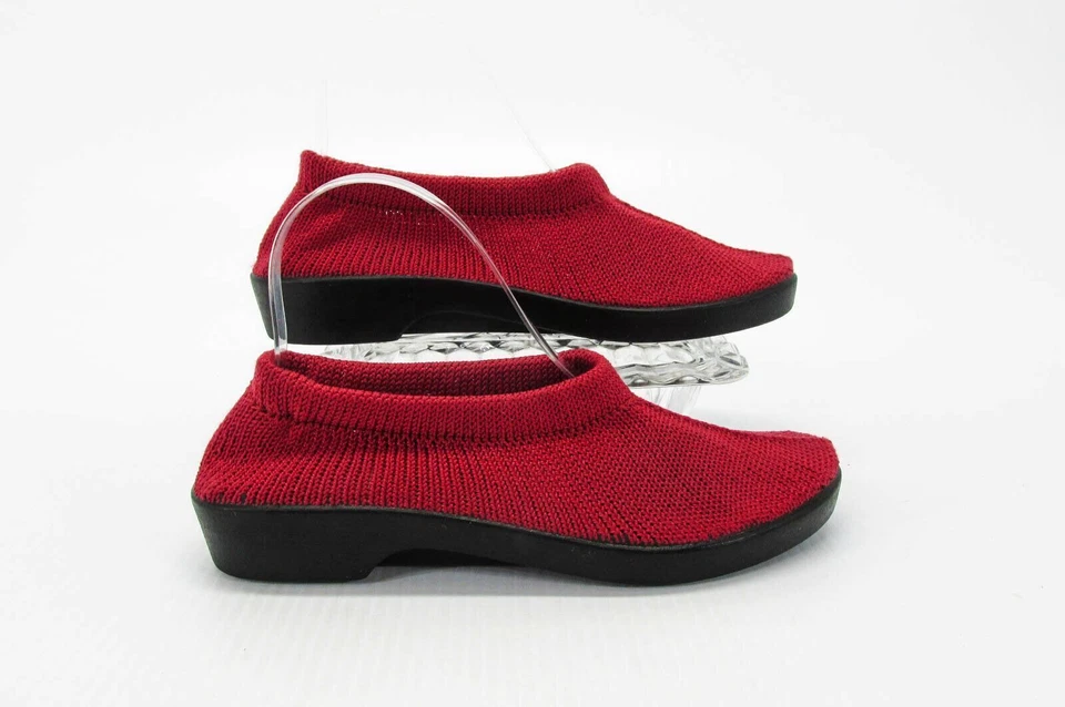Spring Step Women Shoe Tender Size 7.5M Red Stretch Knit Flat Pre Owned xq - Image 1 of 4
