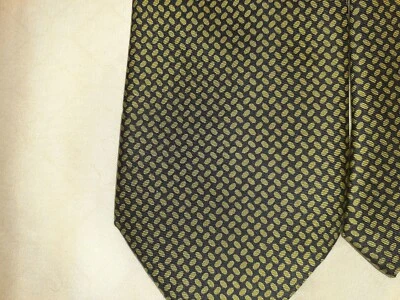 Cravette de diseñador italiano Fendi. 100 % seda. Verde/azul marino. Foto 1 de 4